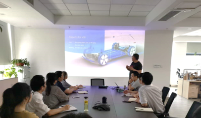 省質檢院邀請外部專家開展新能源汽車鋰電池產品測試交流指導